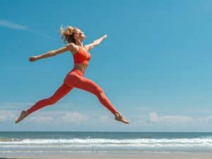 Хроничното нискостепенно възпаление не е диагноза, а процес. Разберете как се отключва и как тялото може да възстанови баланса си.